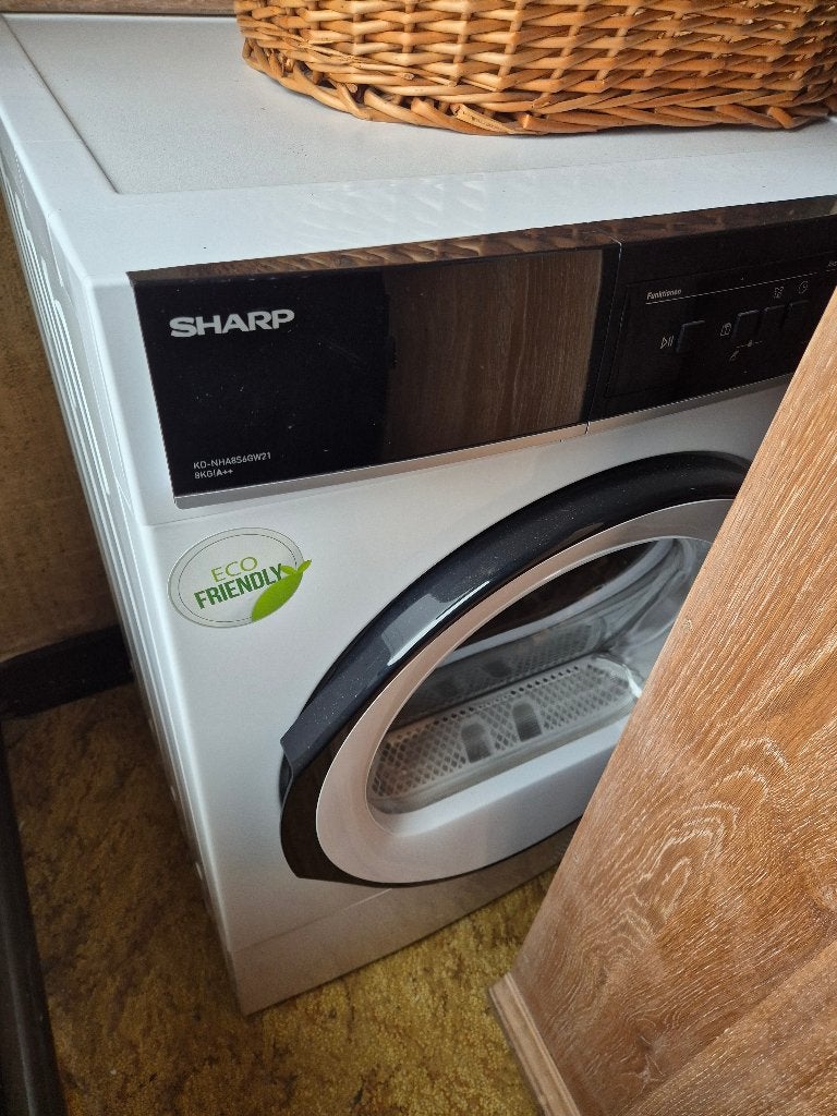 Droogkast sharp, Elektronische apparatuur, Droogkasten, Zo goed als nieuw, Condens, Voorlader, 6 tot 8 kg, Minder dan 85 cm, Energieklasse A of zuiniger