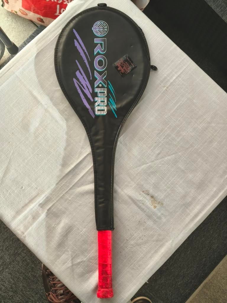 Rox Pro badmintonracket + etui + 5 middelgrote shuttles, Sport en Fitness, Verzenden
