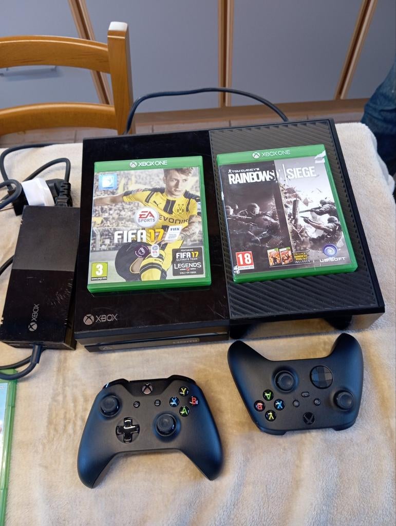 Xbox one modele 1540 + manettes+ jeux, Consoles de jeu & Jeux vidéo, Enlèvement ou Envoi, Xbox One