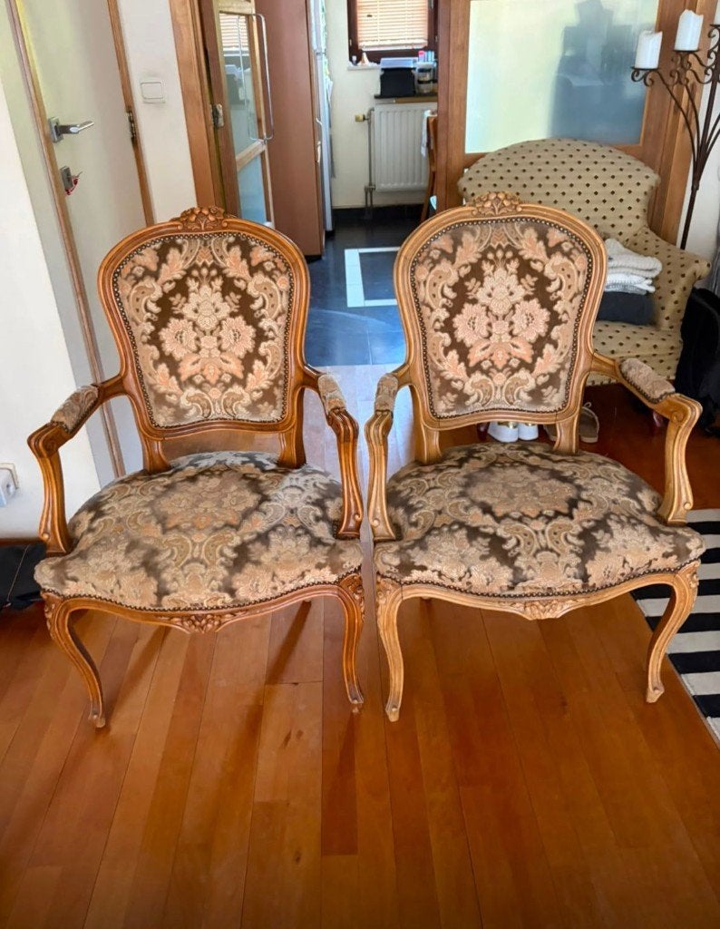 2 antieke fauteuils in Louis XV-stijl, Ophalen