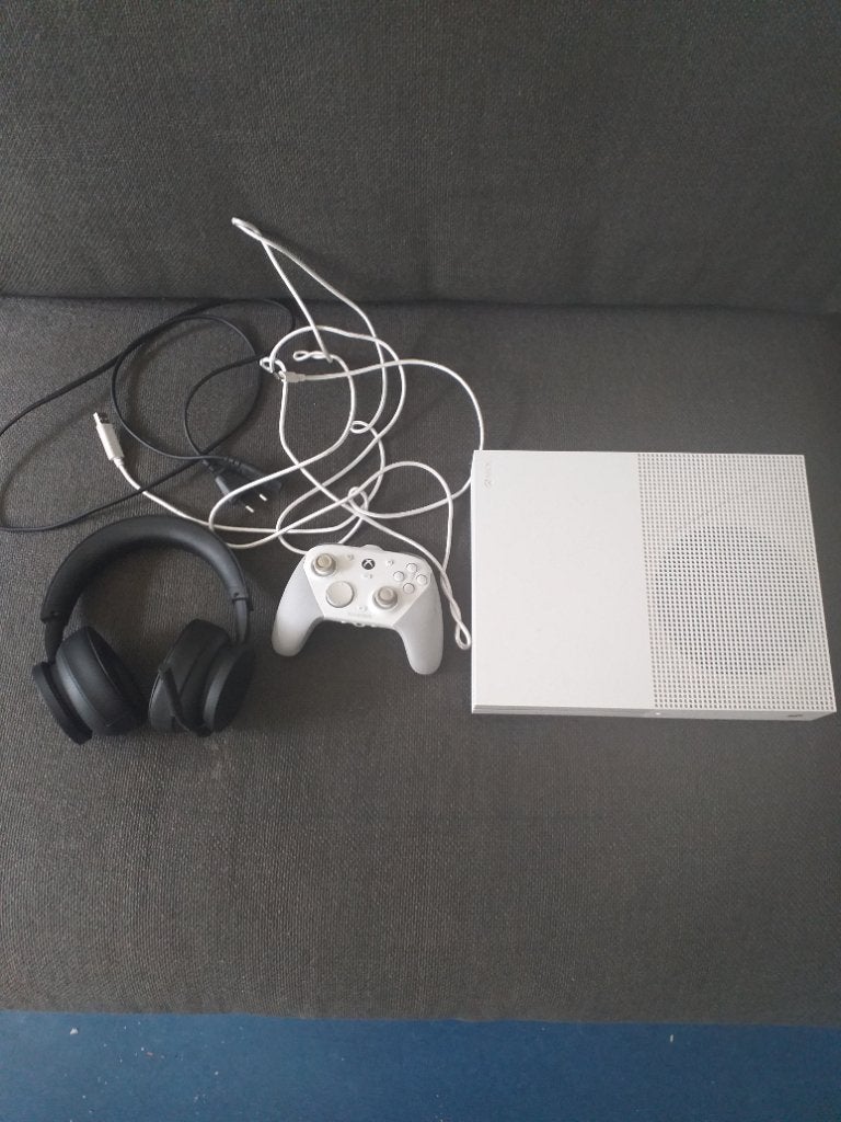 Xbox one s, Ophalen, Zo goed als nieuw, Xbox One, Met games