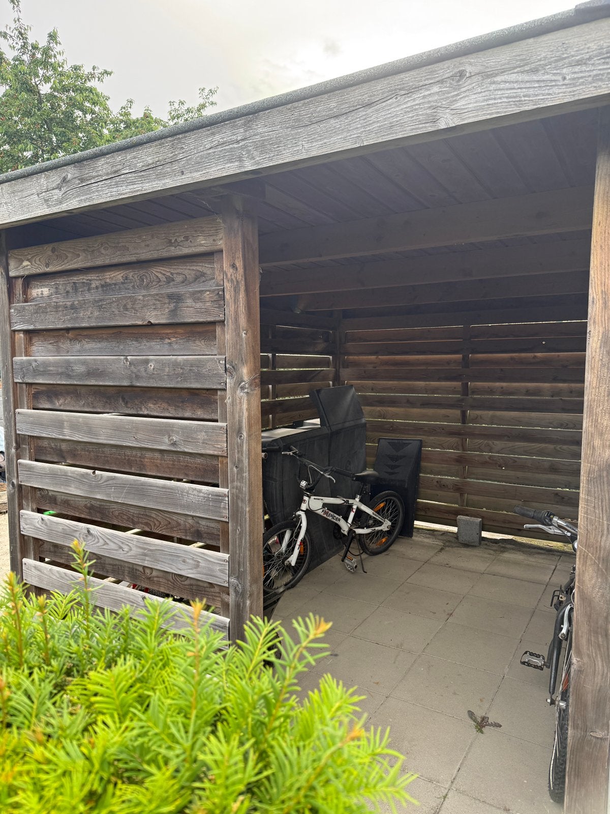 Fietsschuur zelf af te breken, Tuin en Terras, Ophalen, Gebruikt, Schuur, Minder dan 200 cm