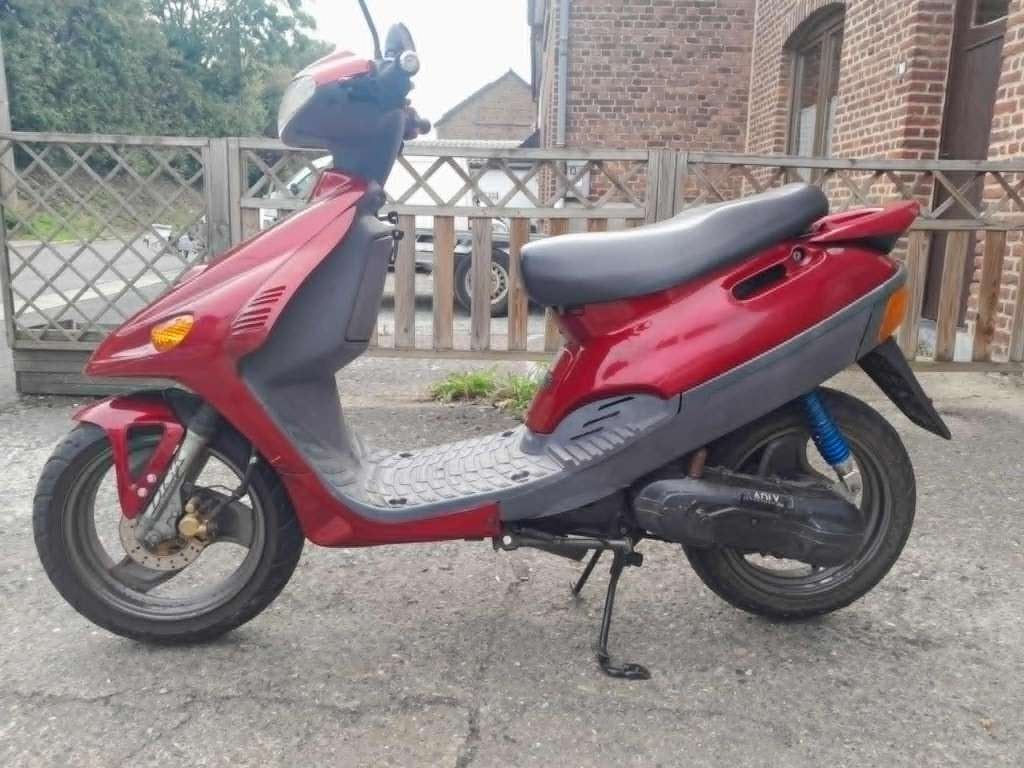 Scooter ADLY Taifun 50cc, Vélos & Vélomoteurs, Autres modèles, Classe B (45 km/h), Enlèvement, Utilisé