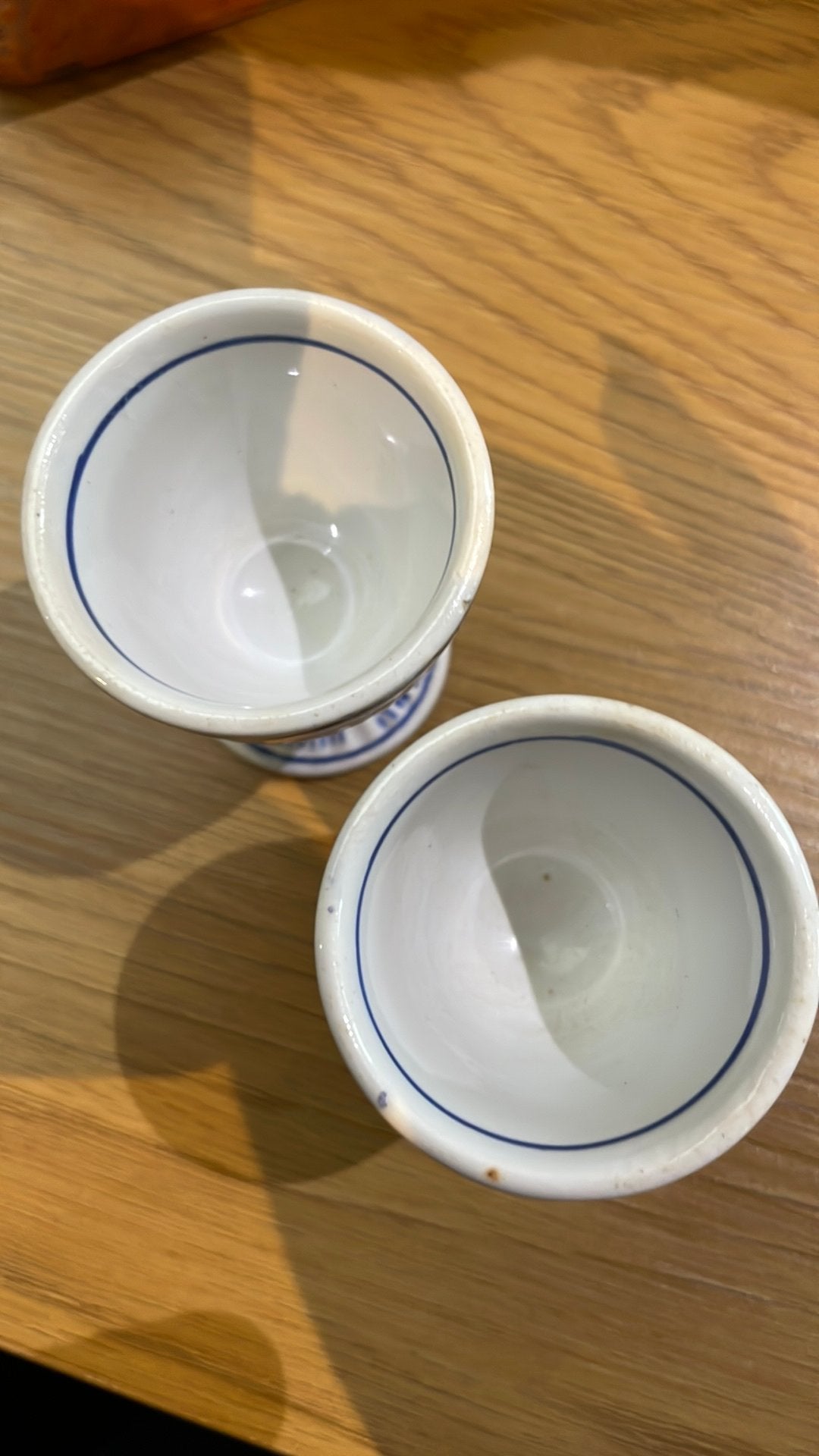 2 vintage Boch Copenhagen eierdopjes op voet – La Louvière, Ophalen