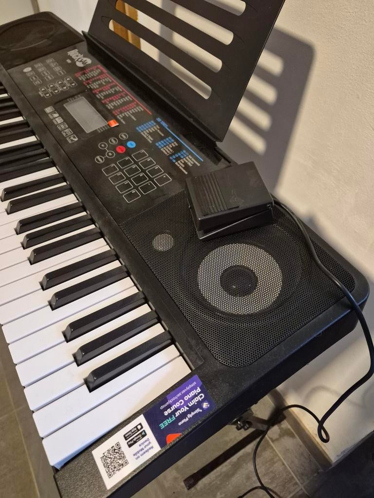 Piano rockjam + support + tabouret + pédale