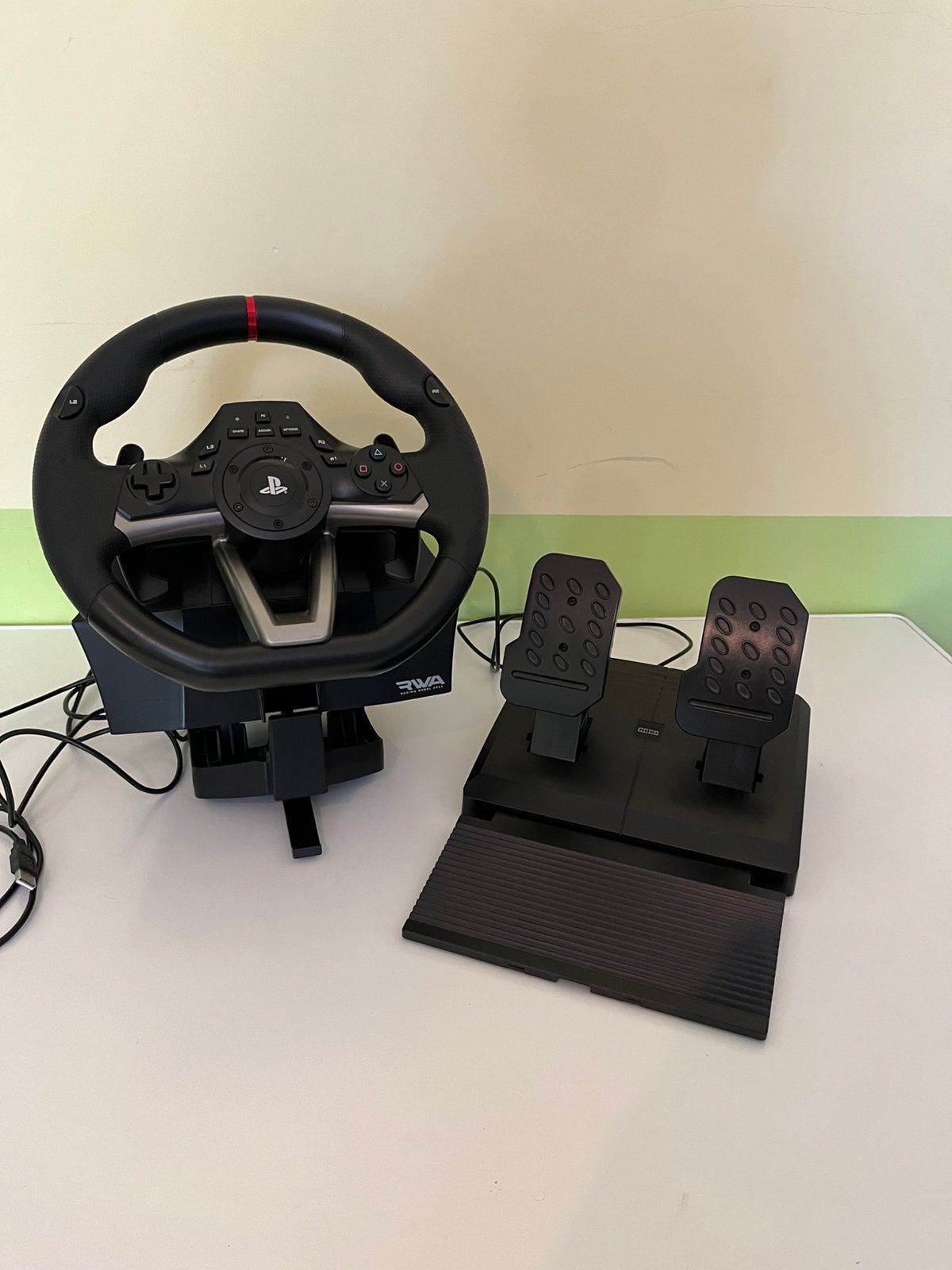 Racing stuur + pedalen RWA, Enlèvement, Comme neuf, Volant ou Pédales, PlayStation 3