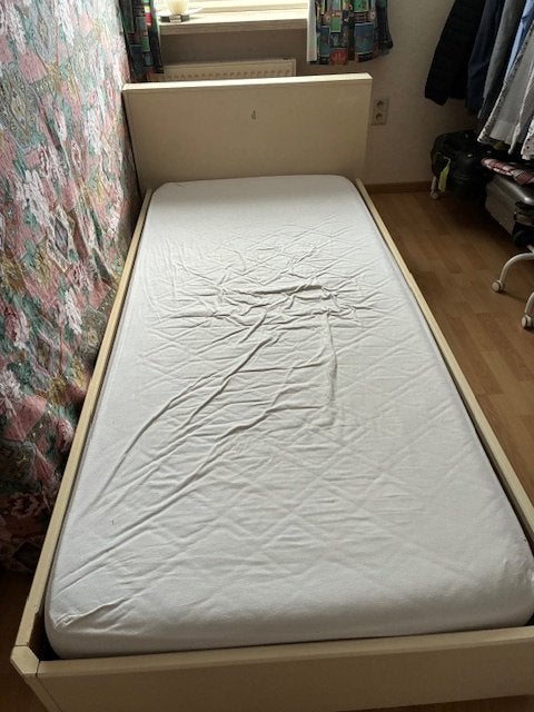 bed + nachtkast, Enlèvement, Utilisé, Une personne