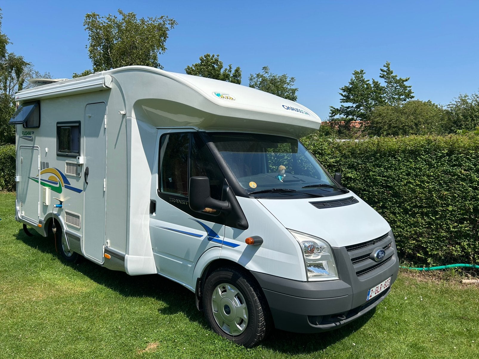 Camping-car 4 personnes Fort ChaussonFlash, Parabolique, Jusqu'à 4, 6 à 7 mètres, Siège standard