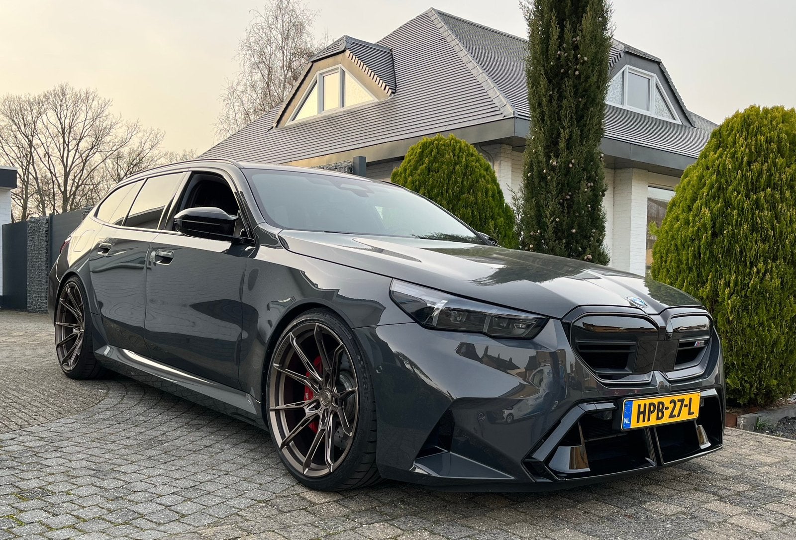 BMW M5 G99 14700 km NL Auto Individual Dravit Vol opties, Auto's, Automaat, 4000 cc, 528 kW, Zilver of Grijs