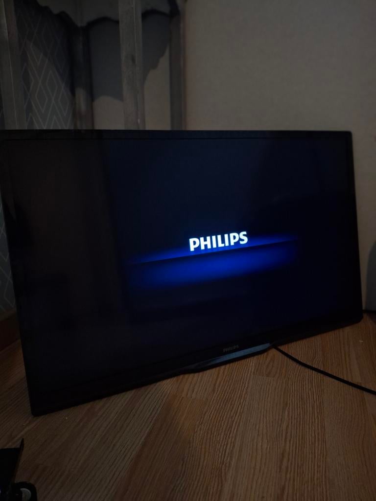 Philips tv 81 cm in goede staat!, Ophalen, Philips, Gebruikt, 80 tot 100 cm