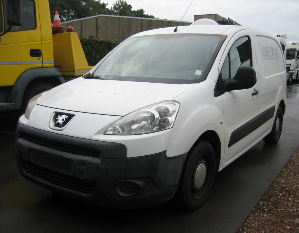 Peugeot Partner, Autos, 1345 kg, Achat, https://public.car-pass.be/vhr/708f4617-0596-449a-a7c9-7bde15b02394, Entreprise