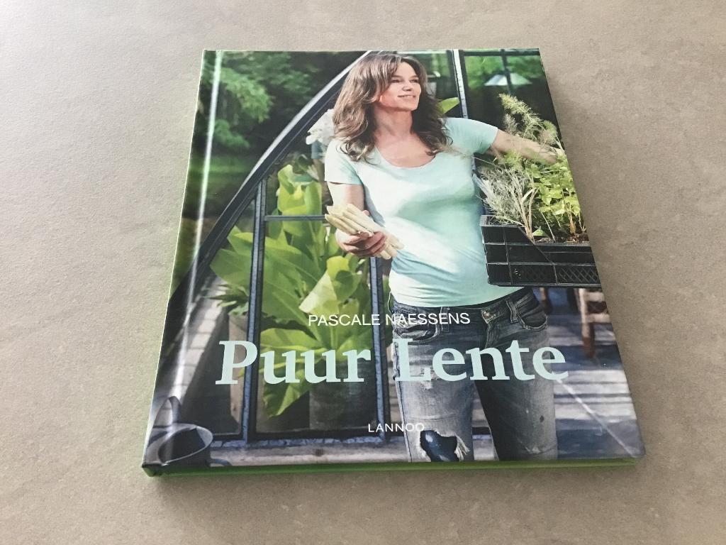 Puur lente Pascale Naessens, Boeken, Ophalen of Verzenden, Zo goed als nieuw, Pascale Naessens