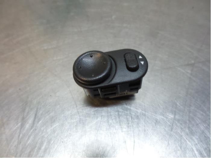 Commutateur rétroviseur d'un Suzuki Ignis (Ignis H. 03-), -, Utilisé, -, Suzuki