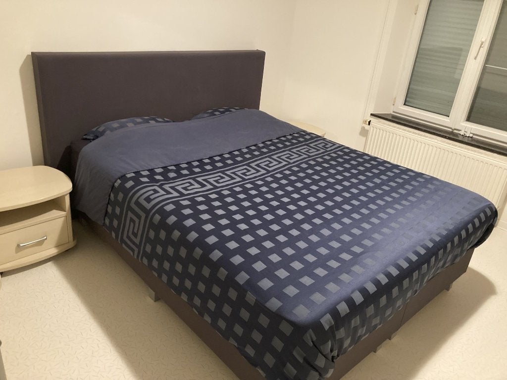 volledige slaapkamer met box spring bed 200x160, Ophalen