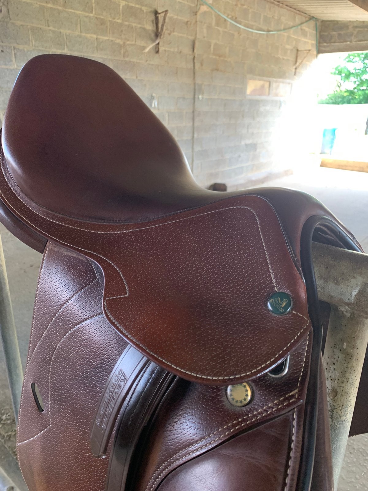 Prestige - Versailles - Springzadel, Dieren en Toebehoren, Ophalen, L (17.5 inch), Vlakke zit, Wijd