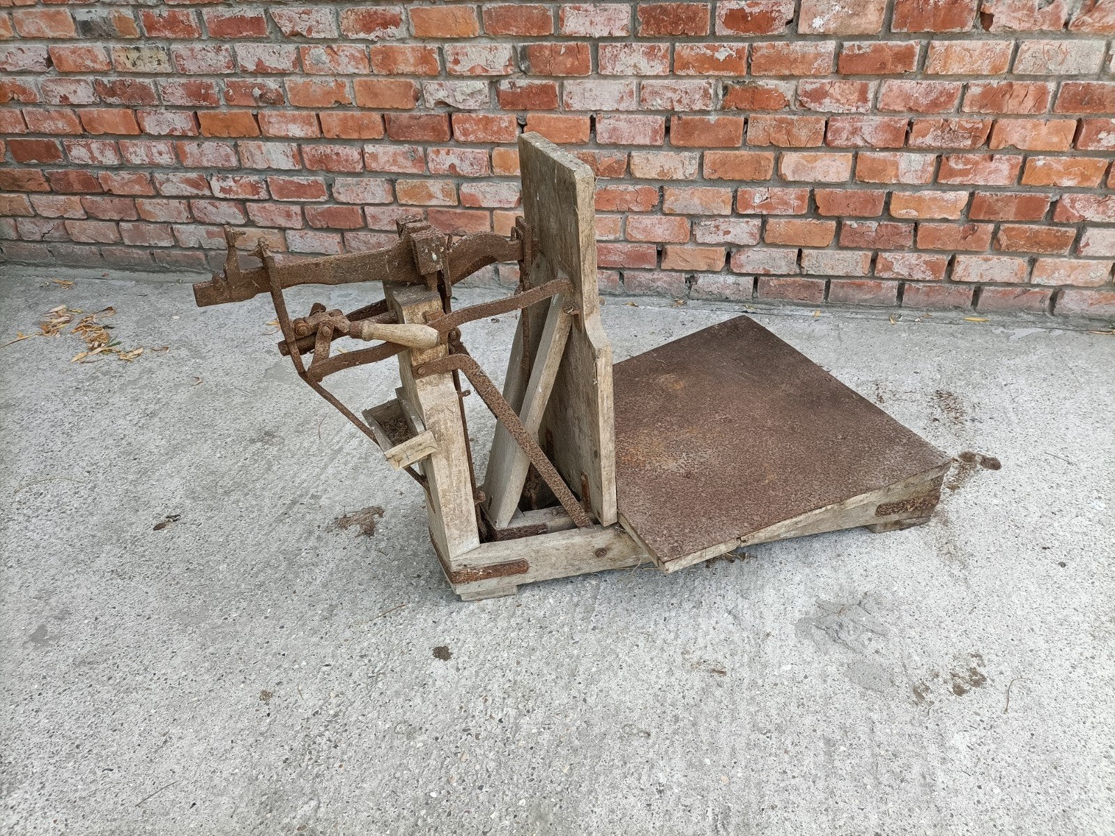 Antieke boeren weegschaal, Ophalen