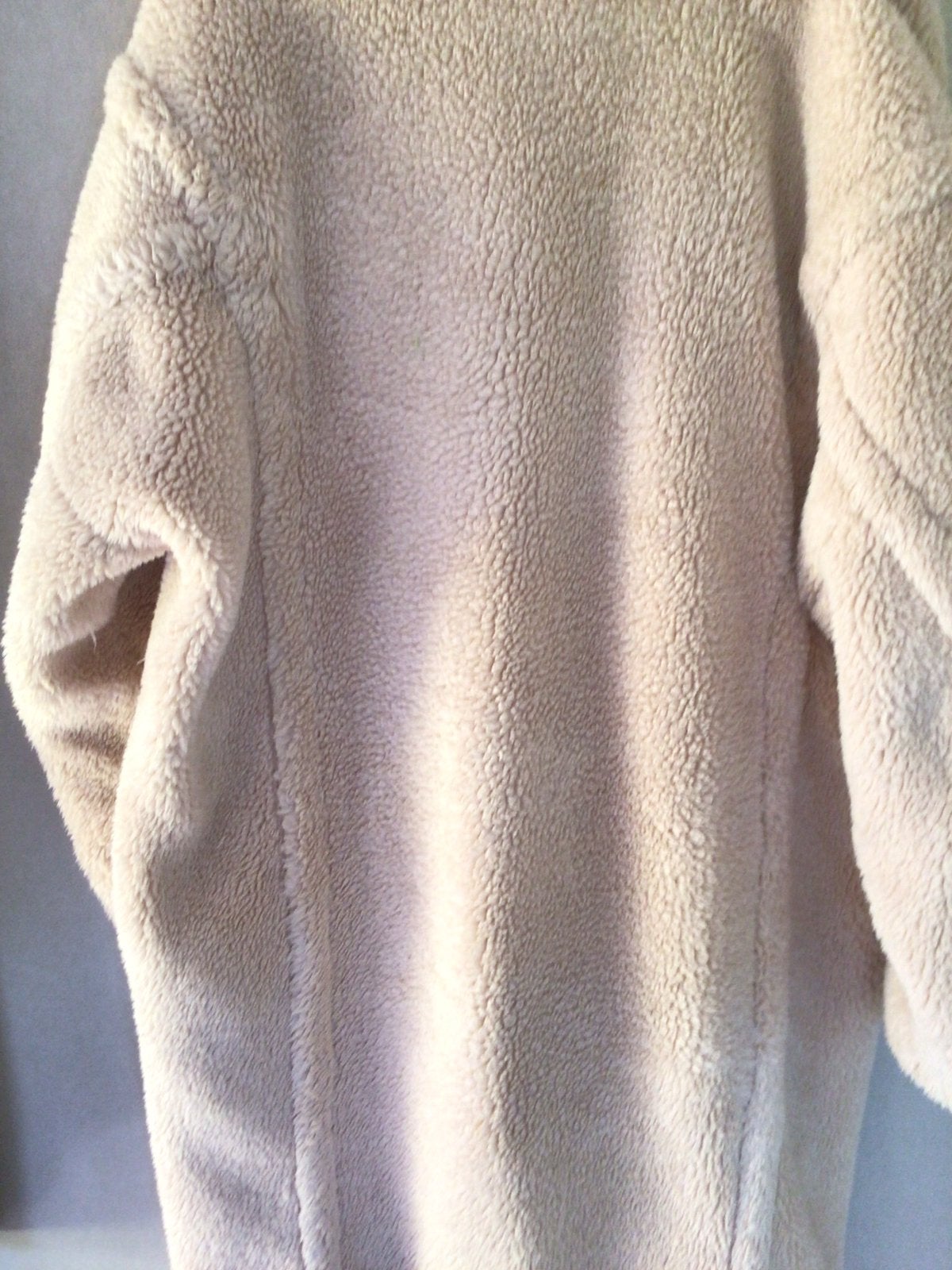 Lange wintermantel in teddy, Kleding | Dames, Ophalen, Zo goed als nieuw, Maat 42/44 (L), Beige