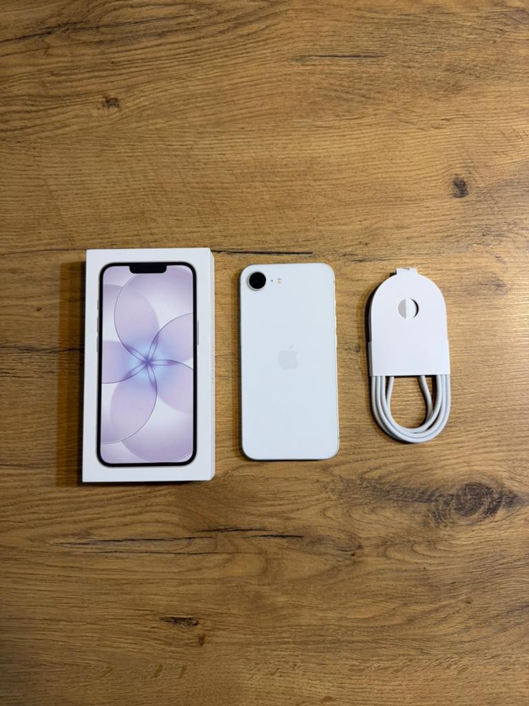 iPhone 17e Blanc 256GO Neuf 100% Batterie, Télécoms, Téléphonie mobile | Apple iPhone, 256 GB, Autres modèles, Comme neuf, Enlèvement