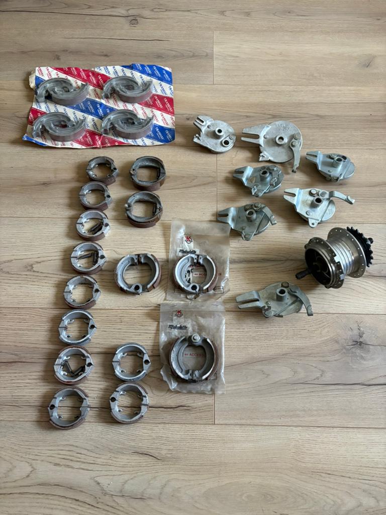 Peugeot motobecane, Fietsen en Brommers, Brommeronderdelen | Algemeen, Ophalen of Verzenden, Zo goed als nieuw