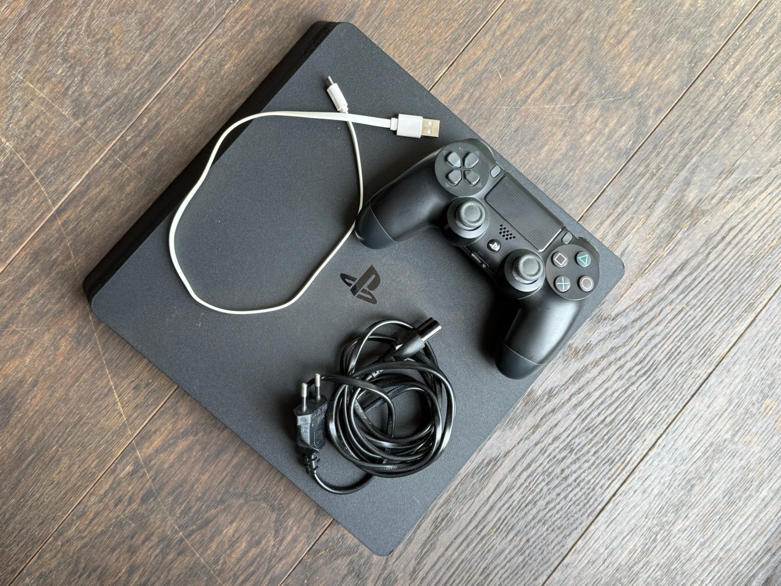 Sony PlayStation 4 Slim 1 To + DualShock 4 d'origine, Avec 1 manette, Comme neuf, Enlèvement, 1 TB