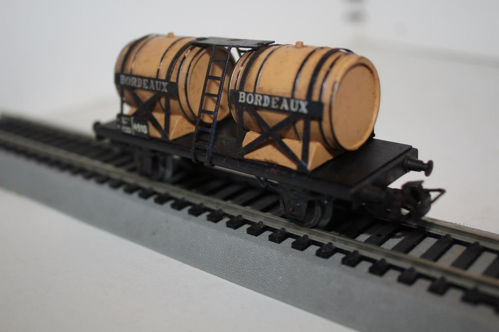 marklin ho wagon DB bordeaux, Enlèvement ou Envoi, Courant alternatif, Wagon, Utilisé