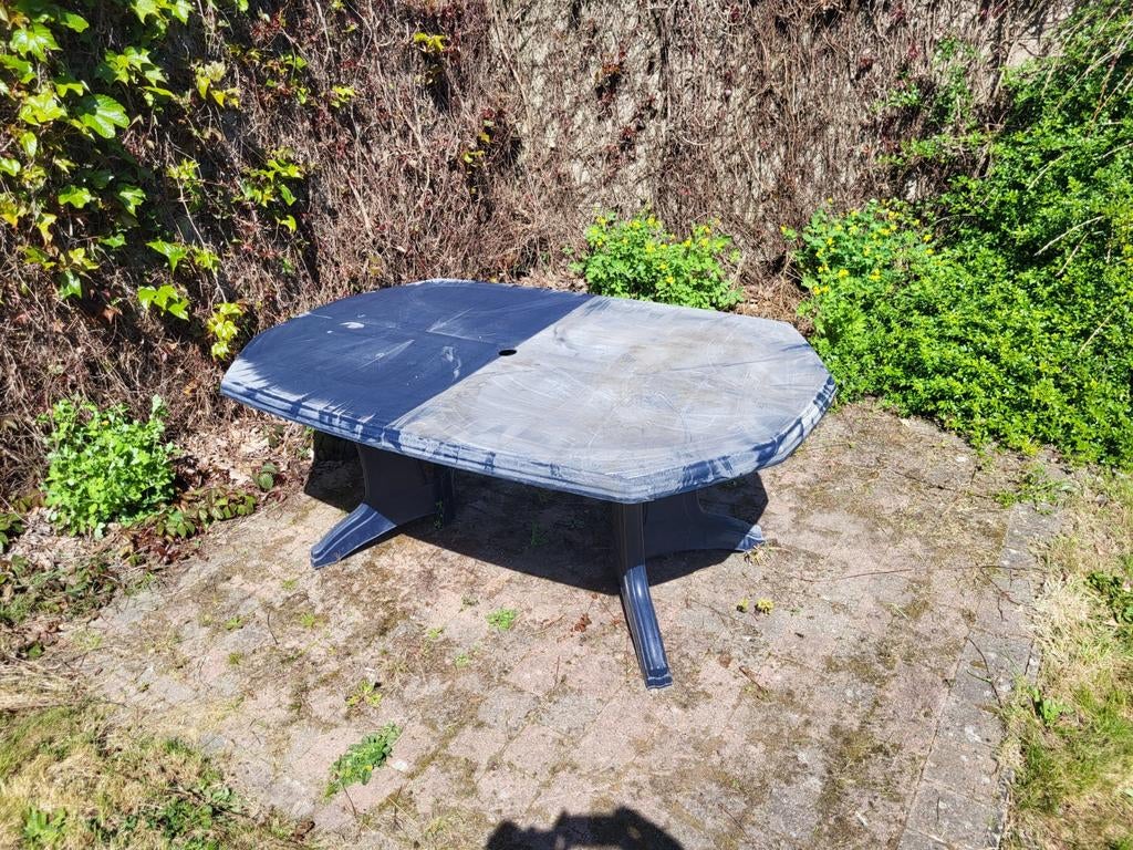 Table de jardin Graud, Enlèvement