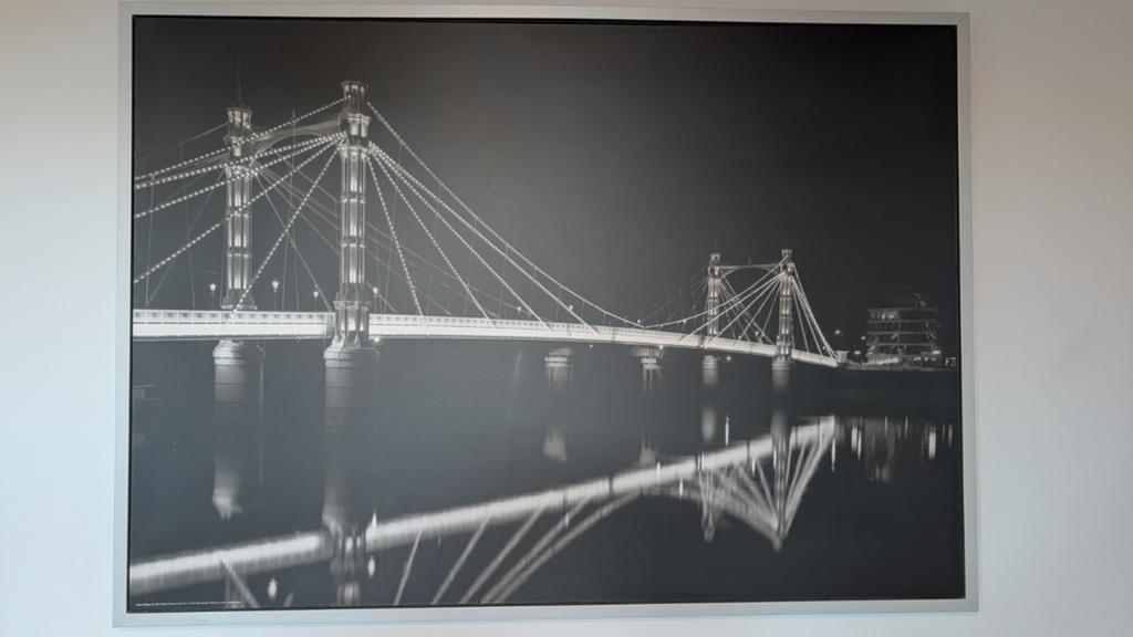 Tableau Ikea Albert Bridge 140 cm x 100 cm, Enlèvement, Comme neuf, Photo