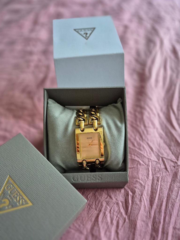 Guess horloge, Ophalen, Zo goed als nieuw, Polshorloge, Guess