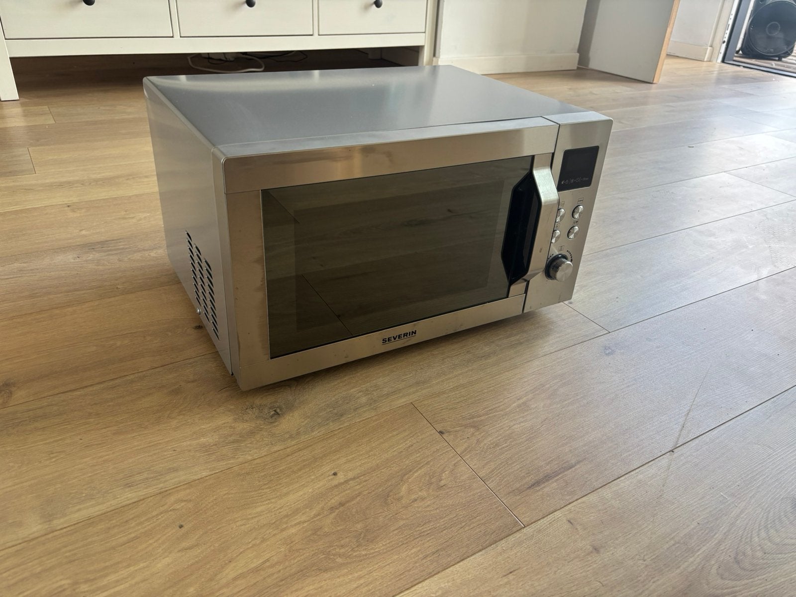 Severin MW 7774 Combi-microgolfoven - 25Liter - 900 W - RVS, Elektronische apparatuur, Ophalen, Zo goed als nieuw, Grill, Combi-microgolfoven