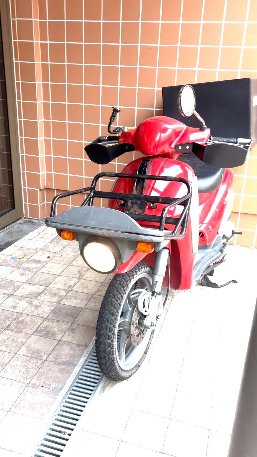 Scooter Piaggio 50cc URGENT ÉCHANGE Possible, Vélos & Vélomoteurs, Autres modèles, Classe B (45 km/h), Enlèvement, Utilisé