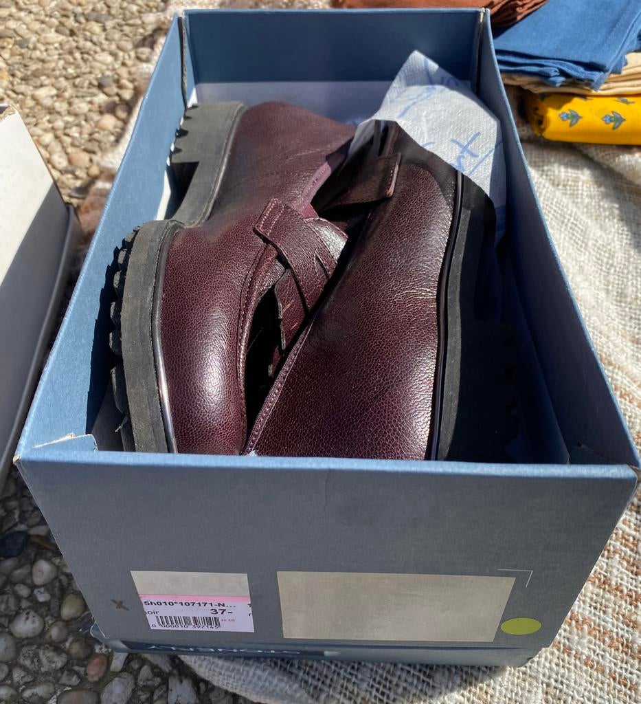 chaussures dame, Ophalen, Zo goed als nieuw