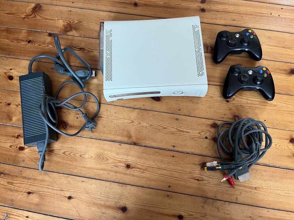 Pack Xbox 360 Blanche + Disque Dur +2 Manettes Fonctionnelle, Enlèvement ou Envoi