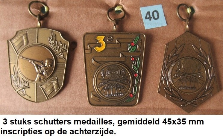schietsport, set van 3 medailles 1 in kleur, 45x35 mm., Postzegels en Munten, Penningen en Medailles, Overige materialen, Ophalen of Verzenden