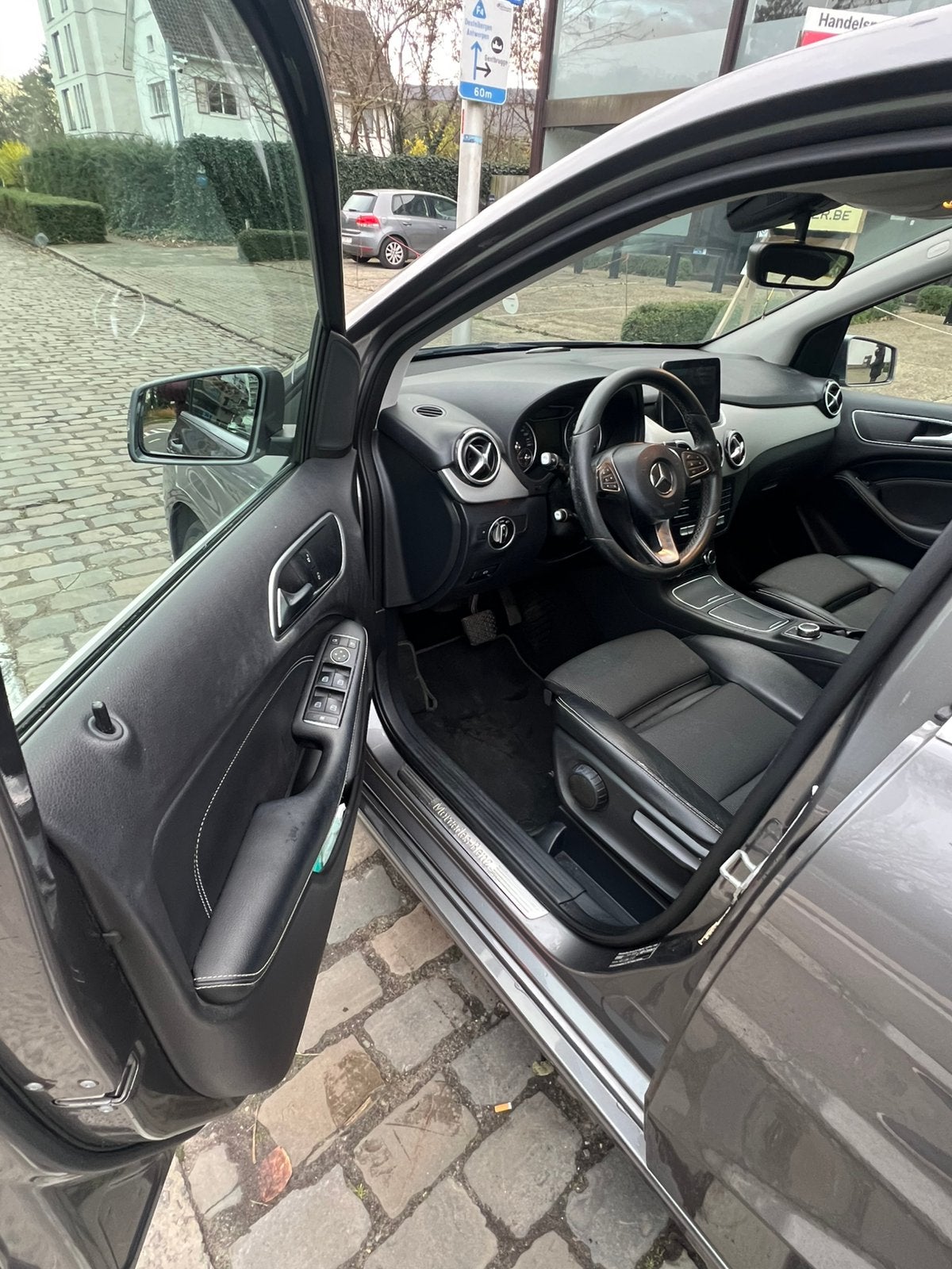 Mercedes Benz B180 automatic, Auto's, Euro 6, USB, Leder en Stof, Diesel