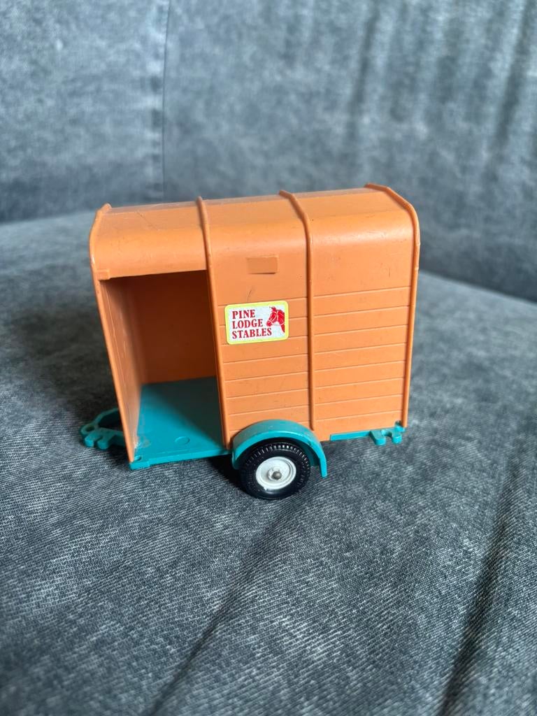 Britains LTD 9547 paardentrailer, Ophalen of Verzenden, Zo goed als nieuw, Britains