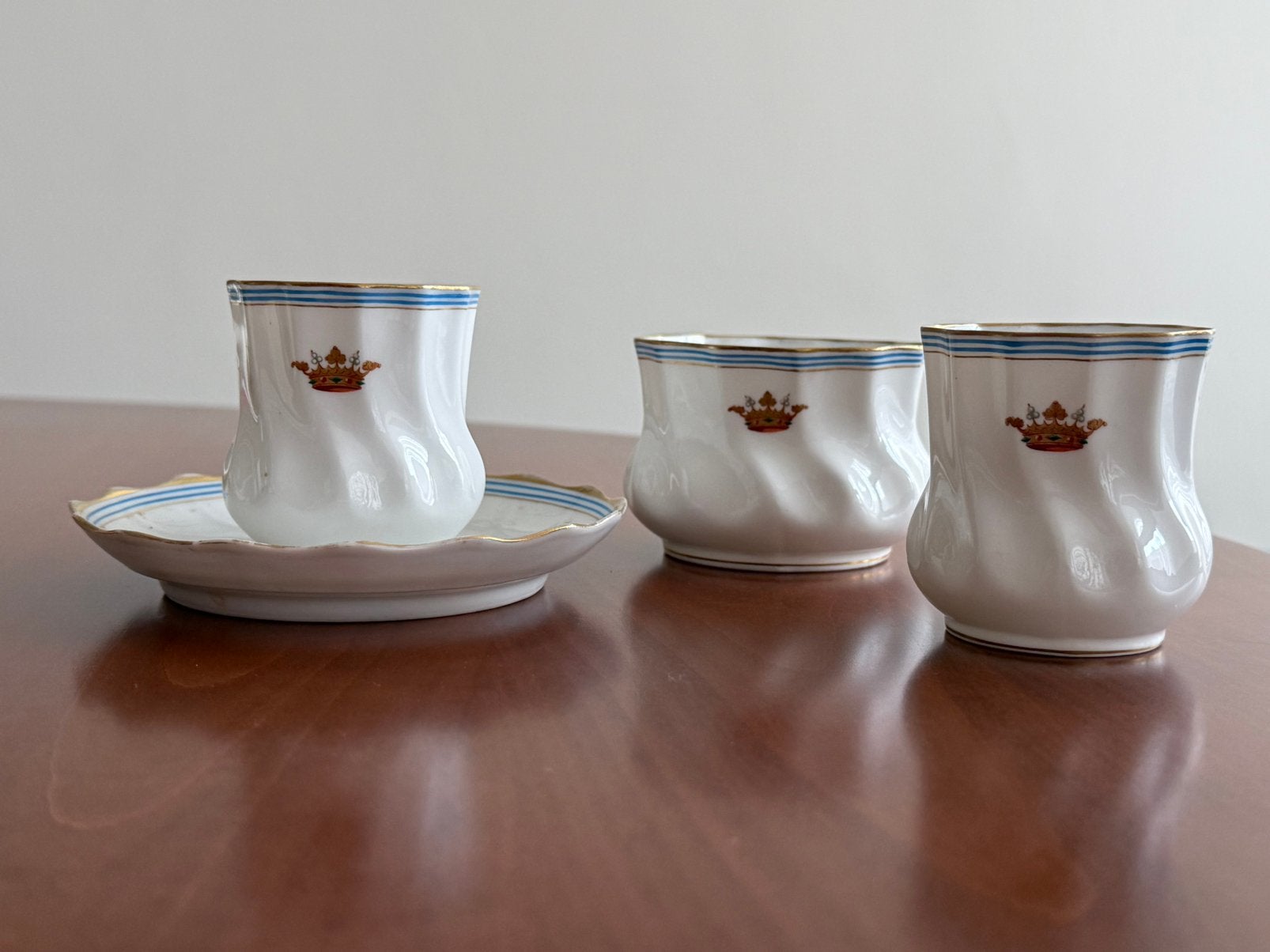 Tasses à café et à thé avec sous-tasse porcelaine fine, Enlèvement