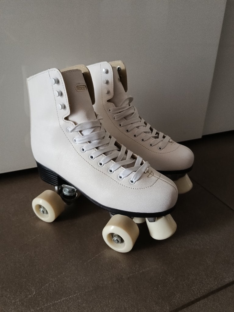 rolschaatsen Roces, Ophalen, Zo goed als nieuw, Dames