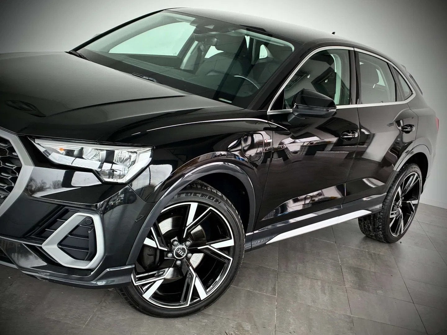 Audi Q3 Sportback 1.4TFSI PHEV SLINE-1ERPRO-COCKPIT-CUIR, Achat, Euro 6, Entreprise, Noir
