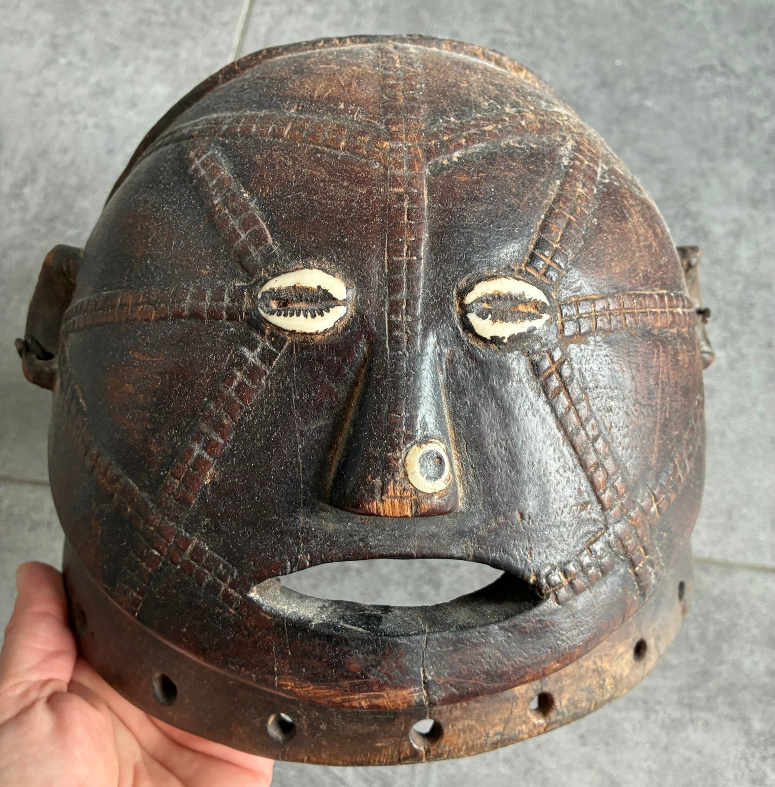 Masque Tabwa ancien authentique RDC • Art africain, Enlèvement