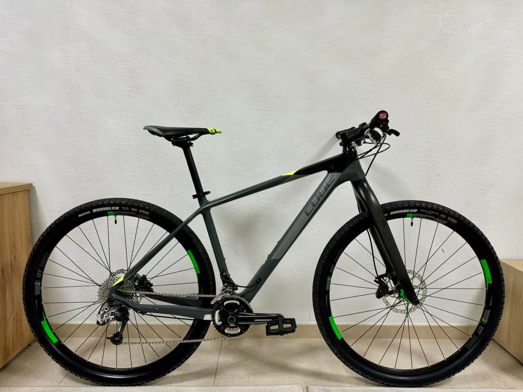 29" Carbon Cube-fiets, Ophalen