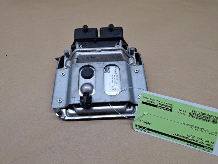 Ordinateur gestion moteur d'un Volkswagen UP, Volkswagen, -, 3 mois de garantie, Utilisé