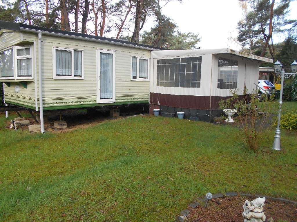 Wintervaste stacaravan met voortent en berghok Camping GT, Caravans en Kamperen, Stacaravans, Ophalen