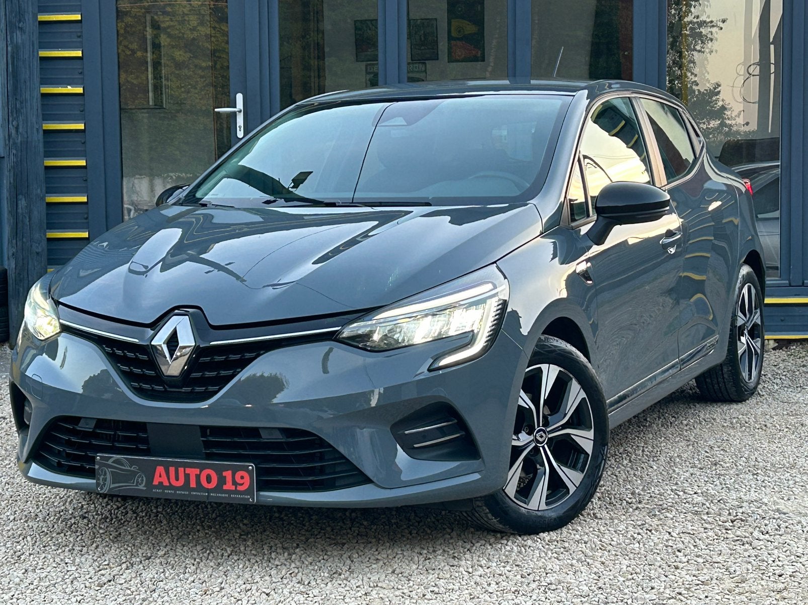 Renault Clio 1.0 cc essence  93.000 km, Autos, Bluetooth, Achat, Particulier, Essence