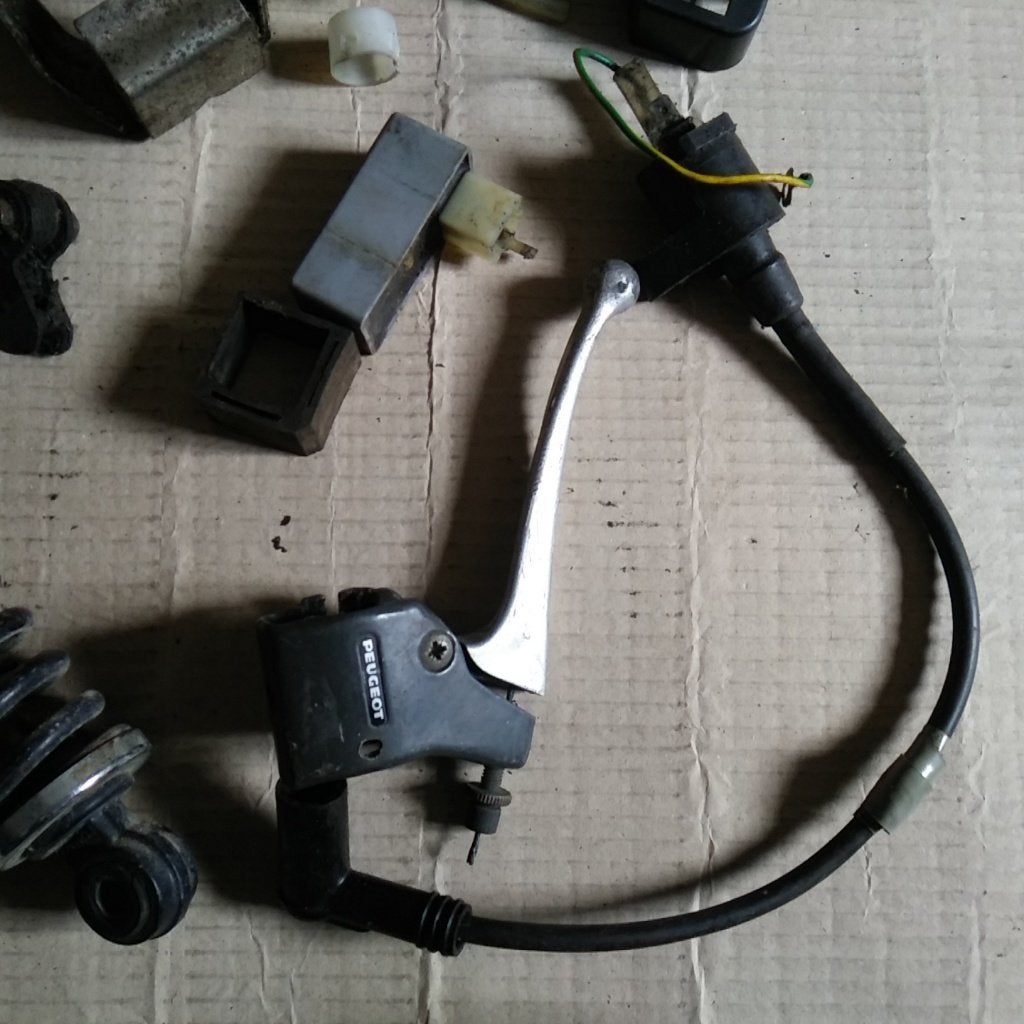 Vintage sport accessoires - lot 19 Peugeot 103, Vélos & Vélomoteurs, Enlèvement ou Envoi, Utilisé, Autres marques