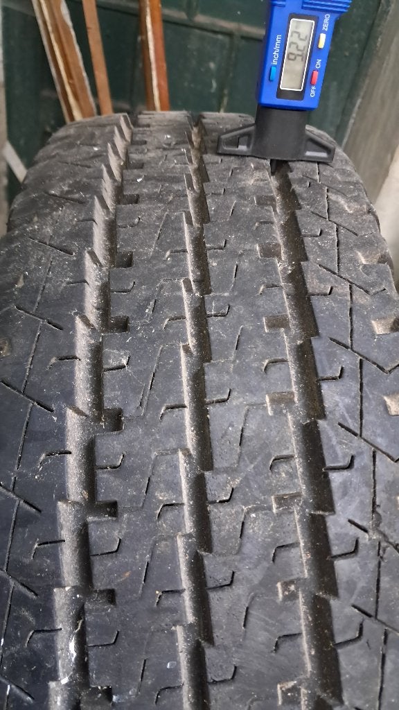 TE KOOP NIEUWE BANDEN, Auto-onderdelen, Banden en Velgen, Ophalen, 15 inch, Nieuw, All Season