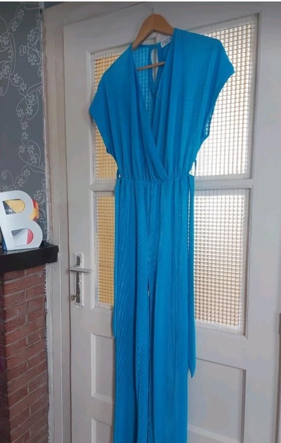 SUPERBE COMBINAISON  - À JAMBES LARGES JAMAIS PORTÉ, Neuf, Enlèvement ou Envoi, Taille 34 (XS) ou plus petite, Bleu