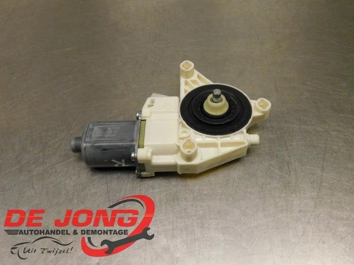 Moteur de vitre portière d'un Mercedes Vito, 3 mois de garantie, Utilisé, -, -