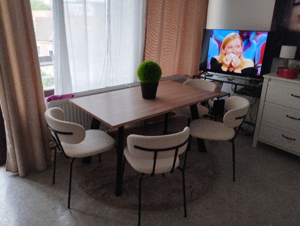 Table salle a manger beige 80/140 cm, Maison & Meubles, Table chic, Cinq personnes ou plus, 50 à 100 cm, Comme neuf