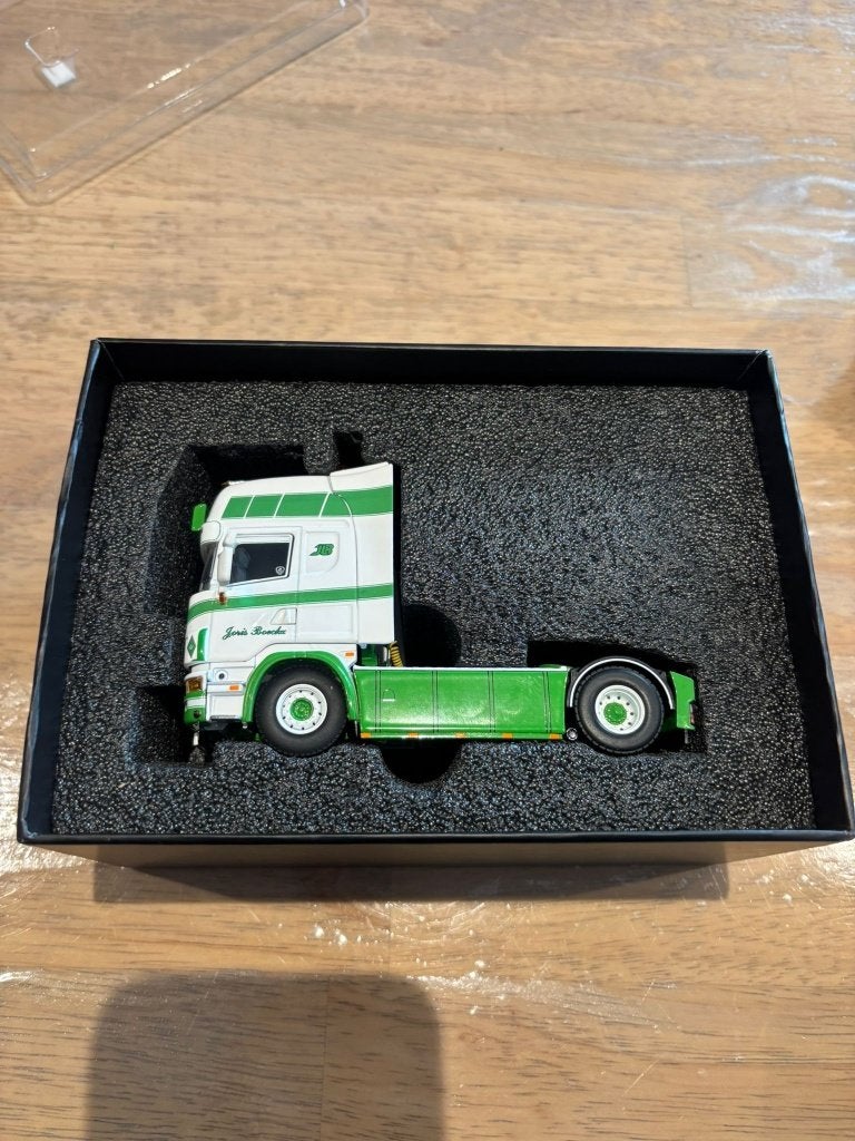 Scania trekker firma JB, Hobby & Loisirs créatifs, Voitures miniatures | 1:50, Enlèvement, Neuf, Bus ou Camion, Wsi