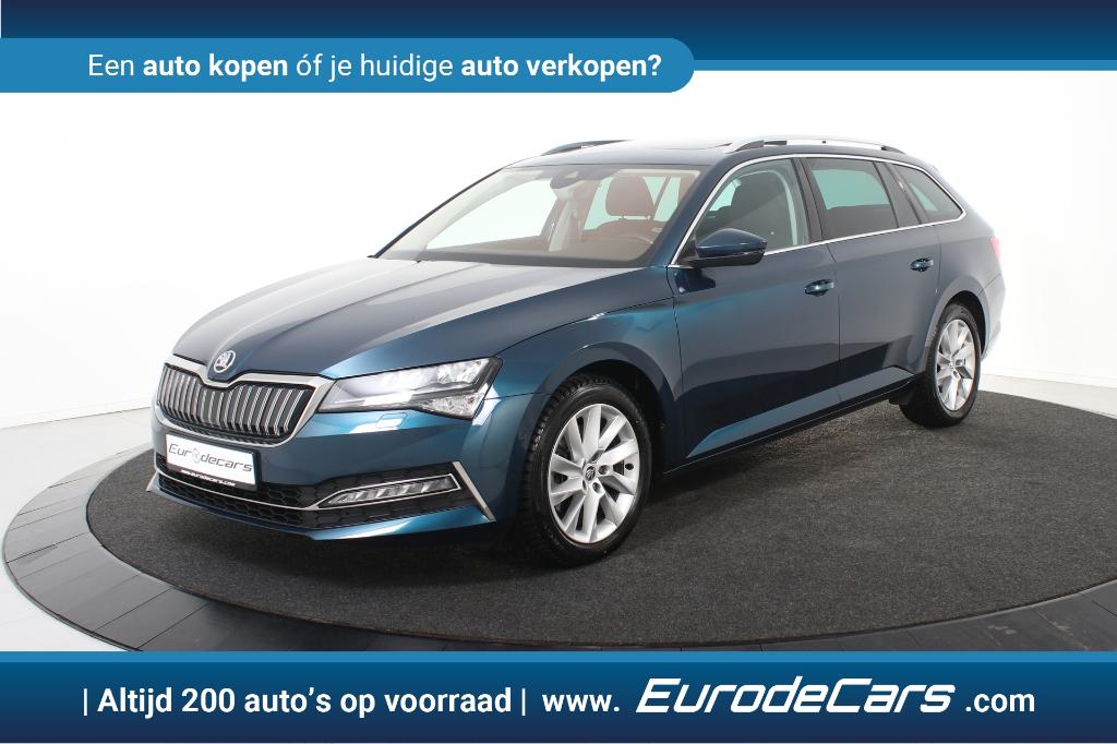Skoda SuperB Combi 1.4TSi iV *1ste Eigenaar*Panoramadak*, Auto's, Skoda, Stof, 4 cilinders, 5 deurs, Hybride Elektrisch/Benzine
